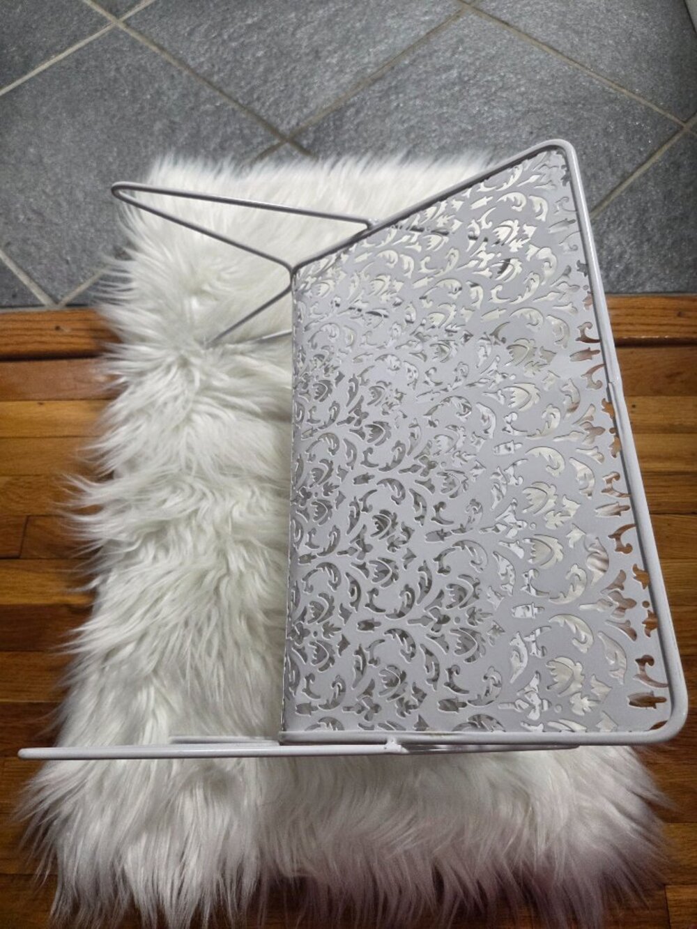 Decorative Magazine Rack - Picture 4 of 5